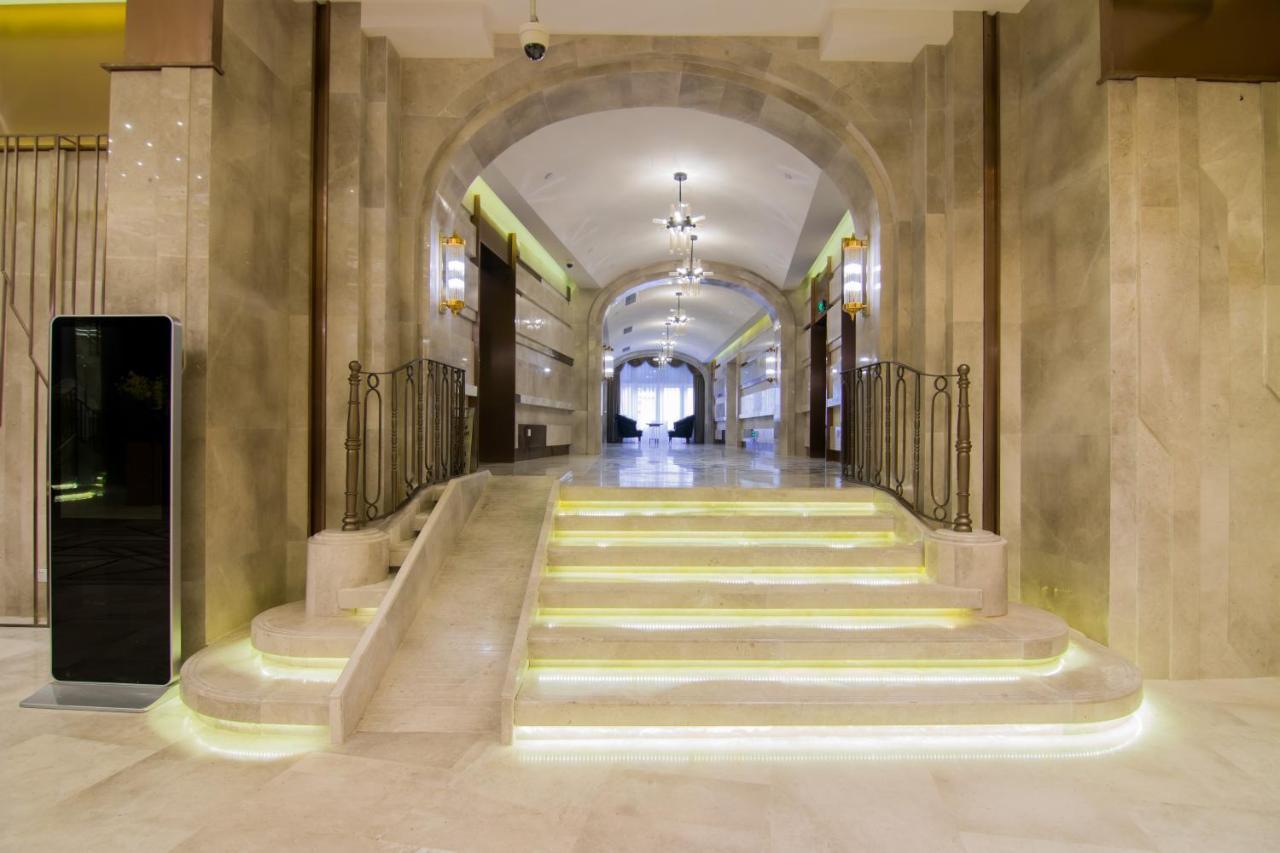 Yitel Premium Hotel Shanghai Exterior photo
